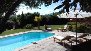 Gite mit Pool für 2 Personen in einem Landhaus im Luberon