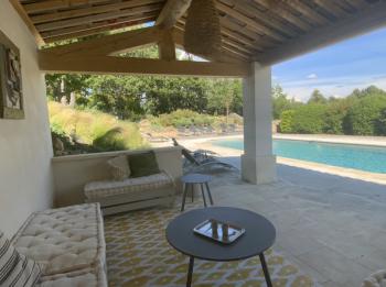 Charmante Villa mit beheiztem Pool für 11 Personen in Joucas im Luberon
