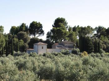 Provenzalischen Haus wiederhergestellt in der südlichen Luberon (Provence)
